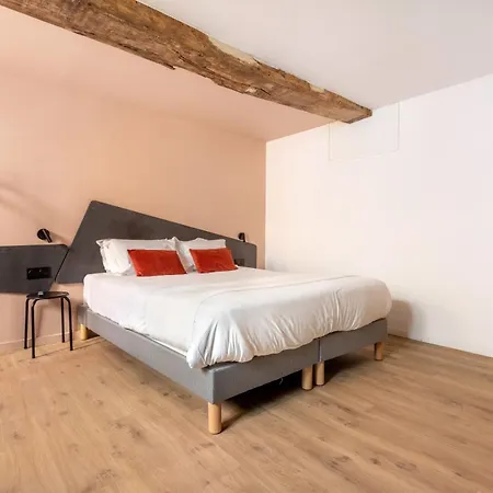 Au Qui Dort - Archives 3 *