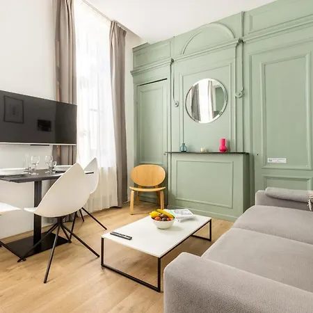 Appartamento Au Qui Dort - Archives 3 *