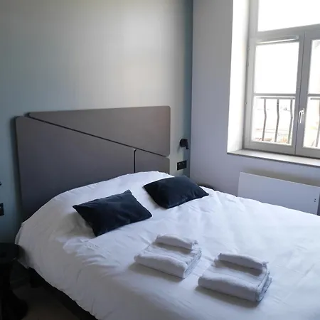 Au Qui Dort - Archives 3 *